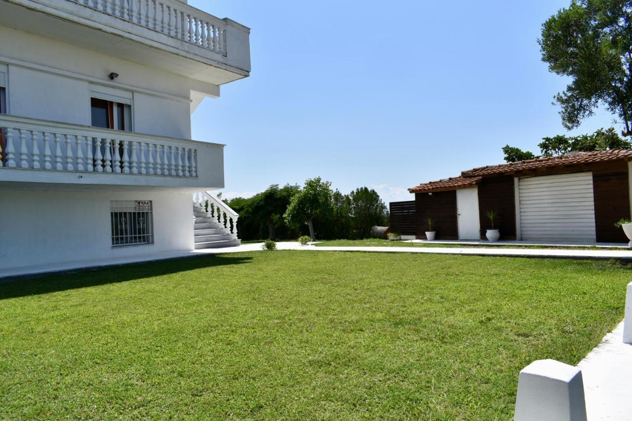 Villa Vave Néa Iráklia Exterior foto